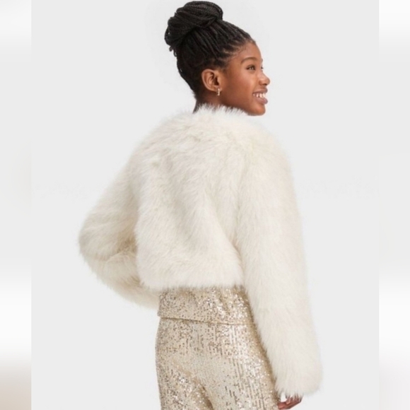 art class  Faux  Fur Jacket NWT - Picture 2 of 4
